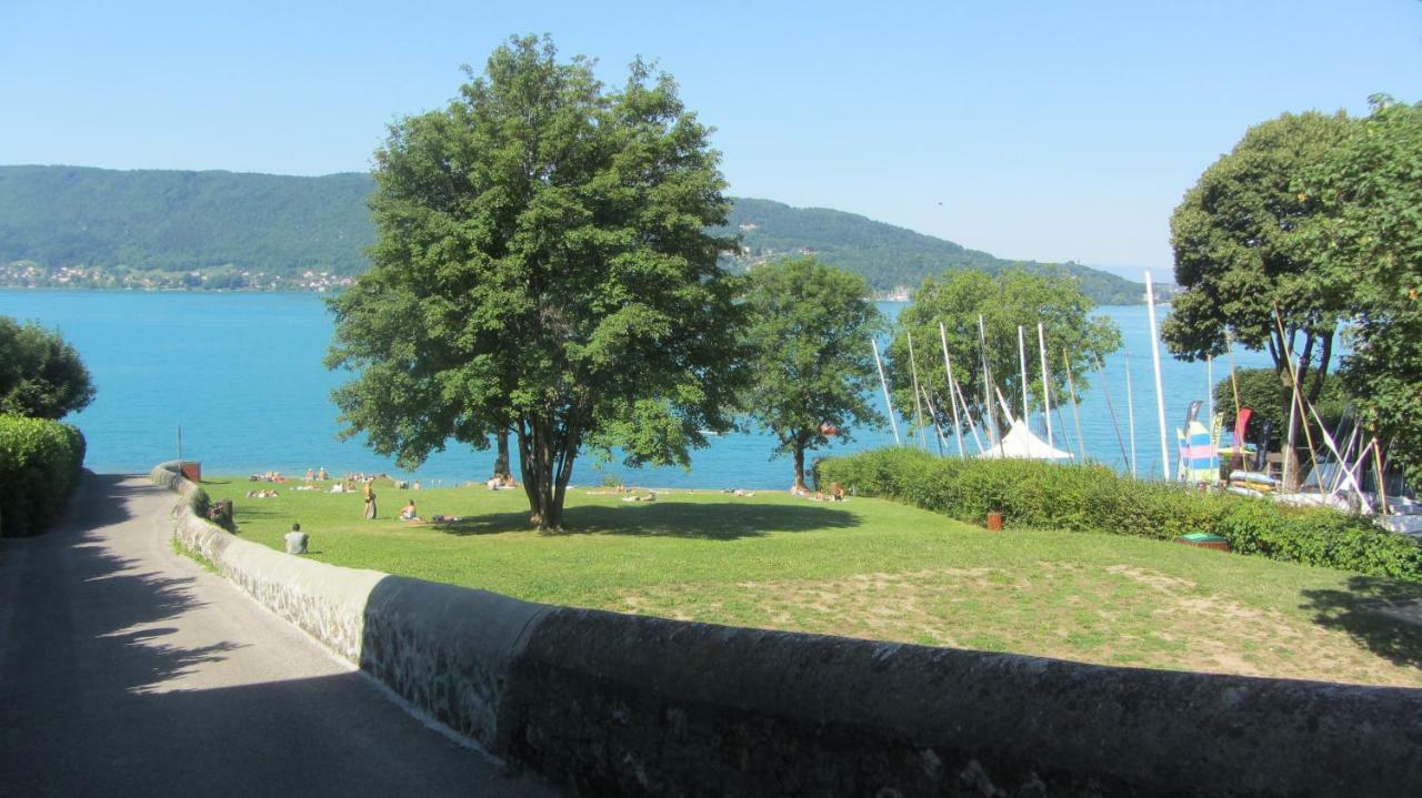 Les Terrasses Du Lac- Villa Le Lac Cottage Au Bord Du Lac D'Annecy - Veyrier-du-Lac Exterior photo